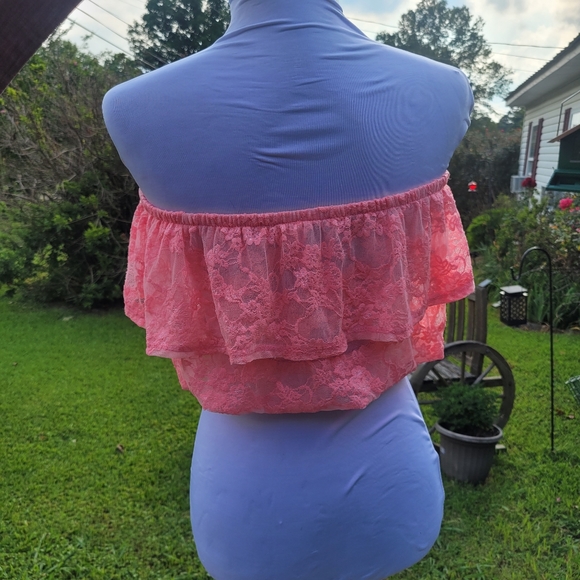 CLOSET CLEANOUT Pink Flounce Ruffle Lace Crop Top - Picture 3 of 5